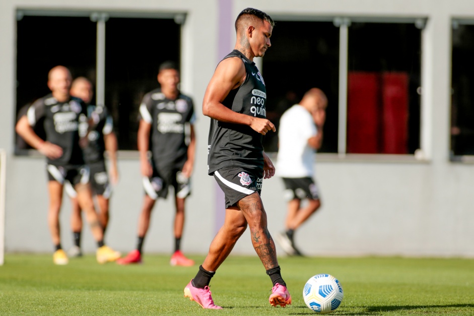 Marquinhos durante penltimo treino do Corinthians antes do jogo contra o Atltico-MG
