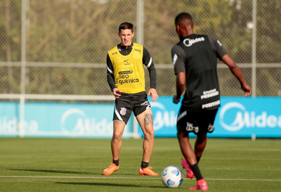 Vital durante penltimo treino do Corinthians antes do jogo contra o Atltico-MG