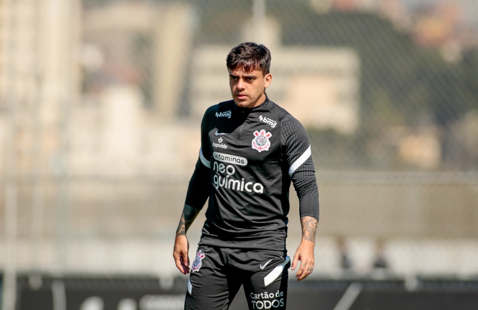 Lateral Fagner espera que Corinthians volte com trs pontos de Mato Grosso