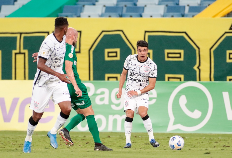 J e Roni em ao contra o Cuiab, pelo Brasileiro, na Arena Pantanal