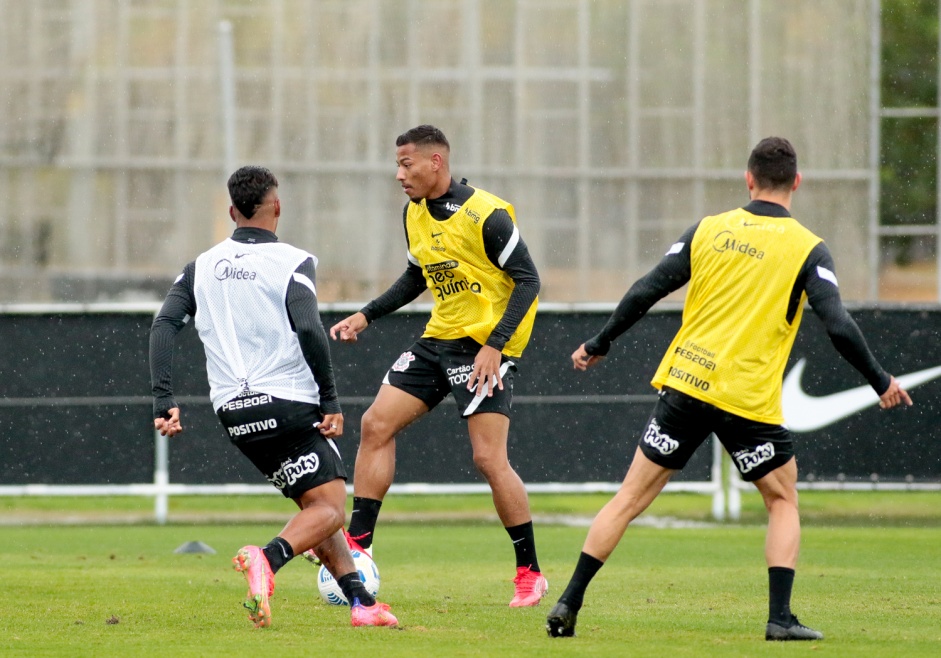 Ruan Oliveira em treino preparatrio para jogo contra o Flamengo, pelo Campeonato Brasileiro