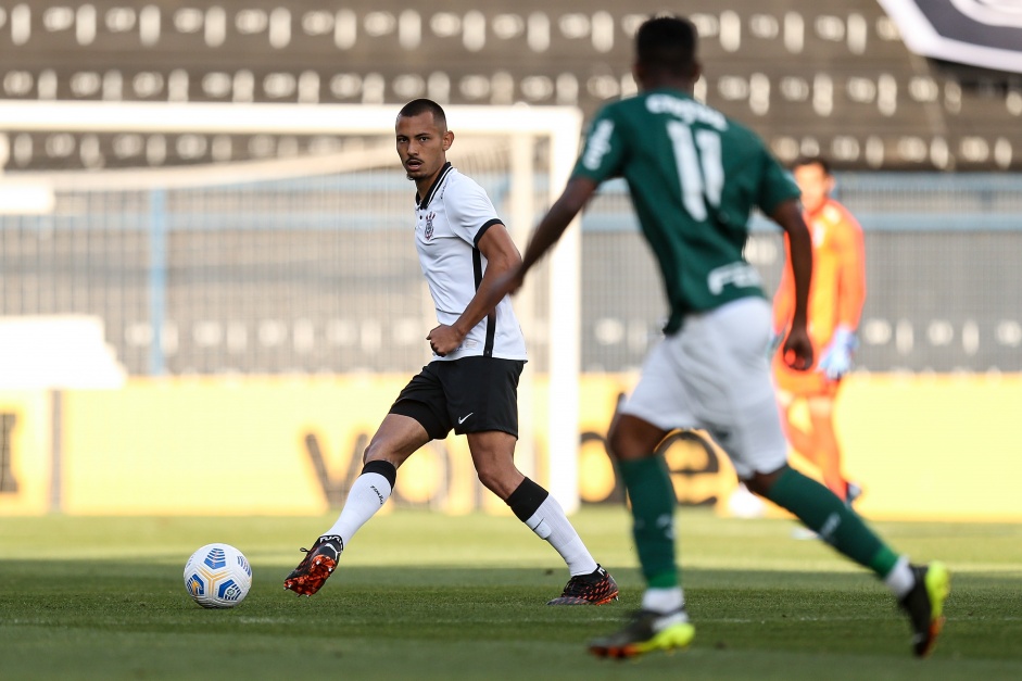 Lucas Belezi durante empate entre Corinthians e Palmeiras, pelo Campeonato Brasileiro Sub-20