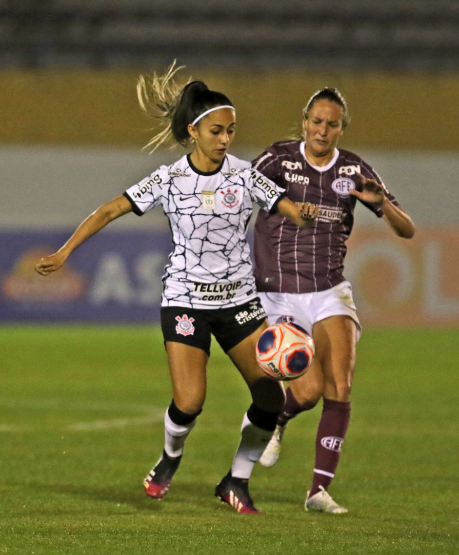 Diany durante jogo entre Corinthians e Ferroviria, pelo Campeonato Paulista Feminino