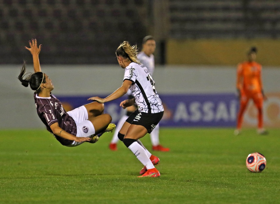 Tamires durante jogo entre Corinthians e Ferroviria, pelo Campeonato Paulista Feminino