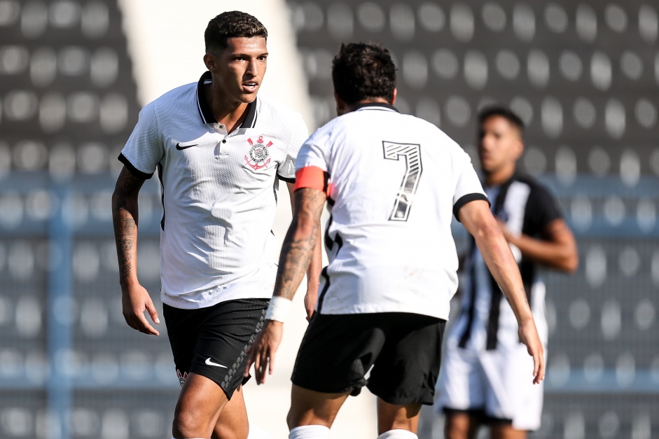 Matheus Matias no empate entre Corinthians e Cear, pelo Brasileiro de Aspirantes