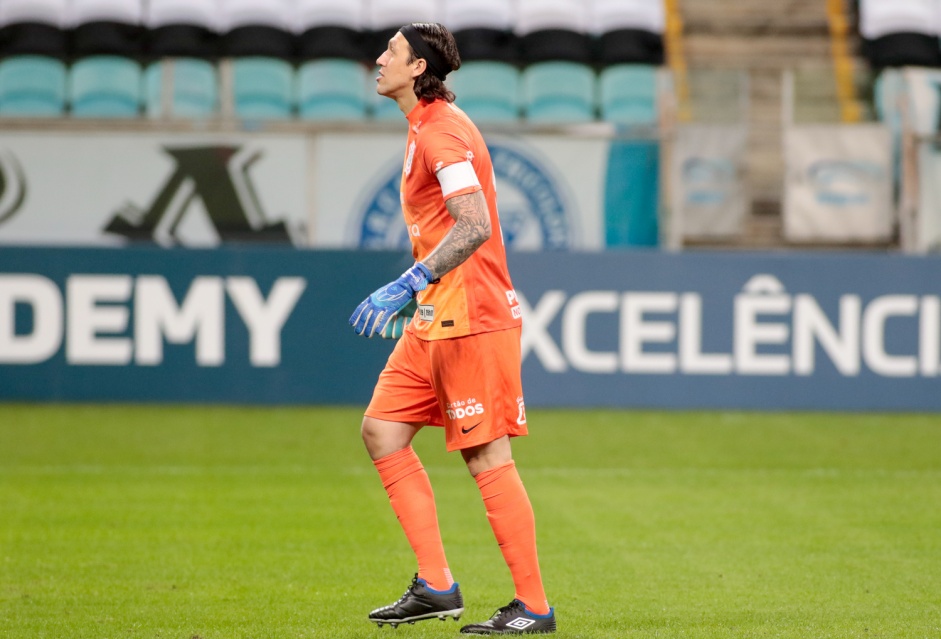Cássio durante partida entre Corinthians e Grêmio, pelo Campeonato Brasileiro