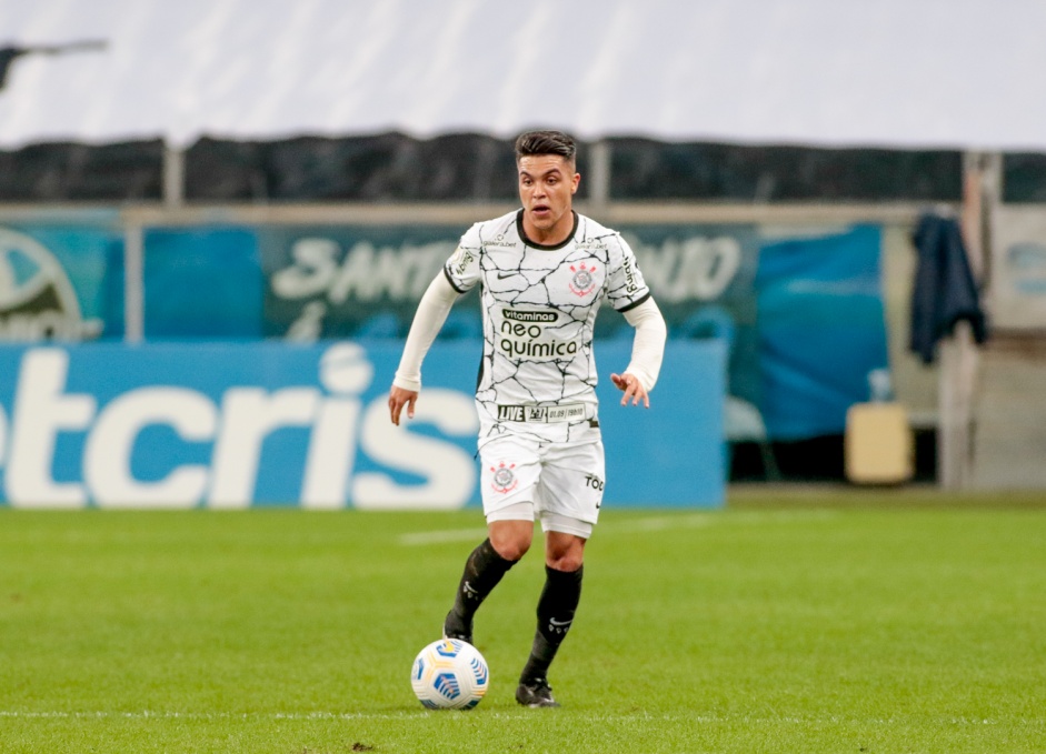 Roni durante partida entre Corinthians e Grmio, pelo Campeonato Brasileiro