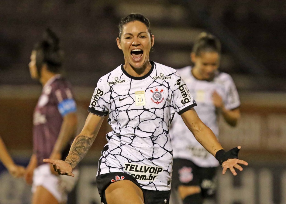Gabi Zanotti na semifinal entre Corinthians e Ferroviria, pelo Brasileiro Feminino