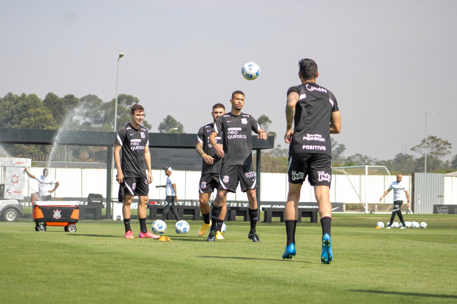 Corinthians s volta a entrar em campo na tera-feira, quando completa 10 dias do ltimo compromisso