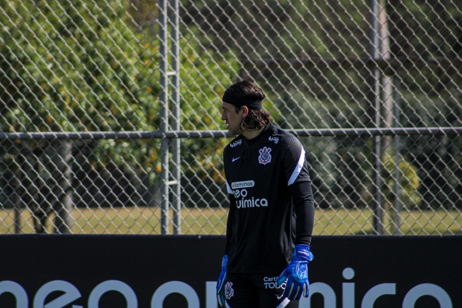 Goleiro Cássio em mais um dia de treinamentos no CT do Corinthians
