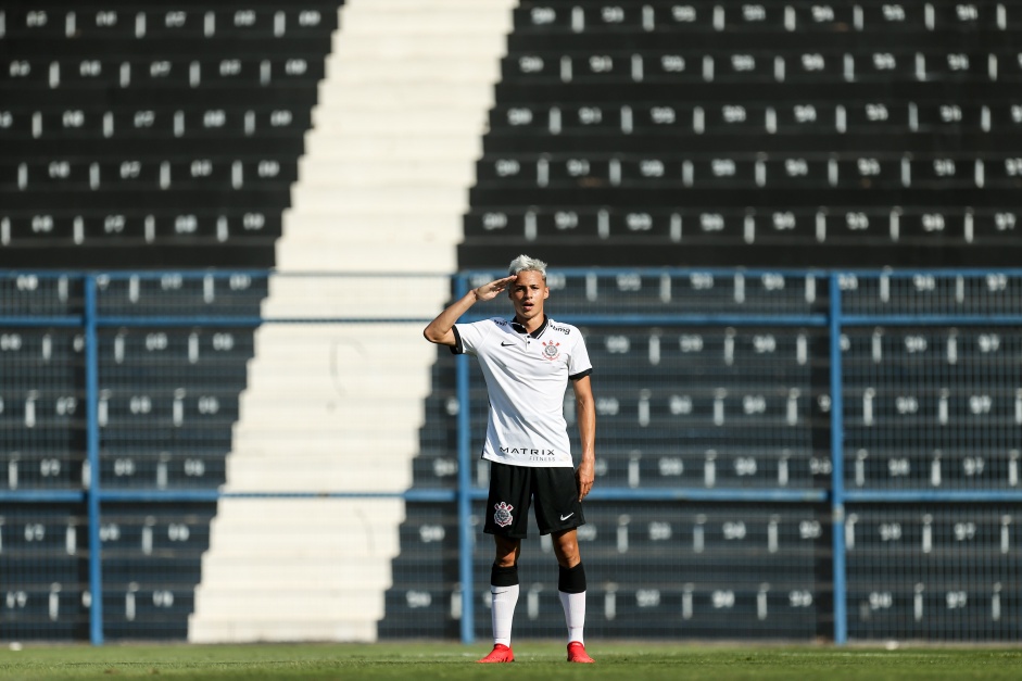 Matheus Arajo marcou trs gols no jogo entre Corinthians e Bahia, pelo Brasileiro Sub-20
