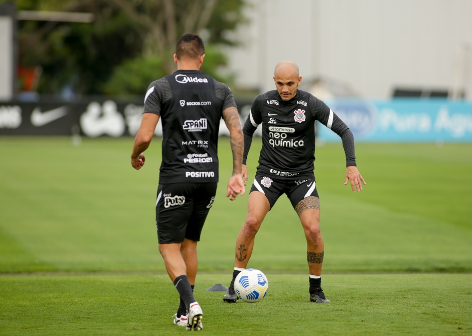 Fbio Santos durante tarde de treinos do Corinthians no CT Joaquim Grava
