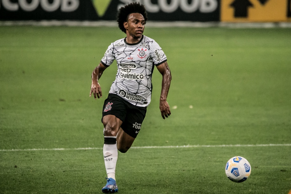 Willian durante partida entre Corinthians e América-MG, pelo Brasileiro, na Neo Química Arena