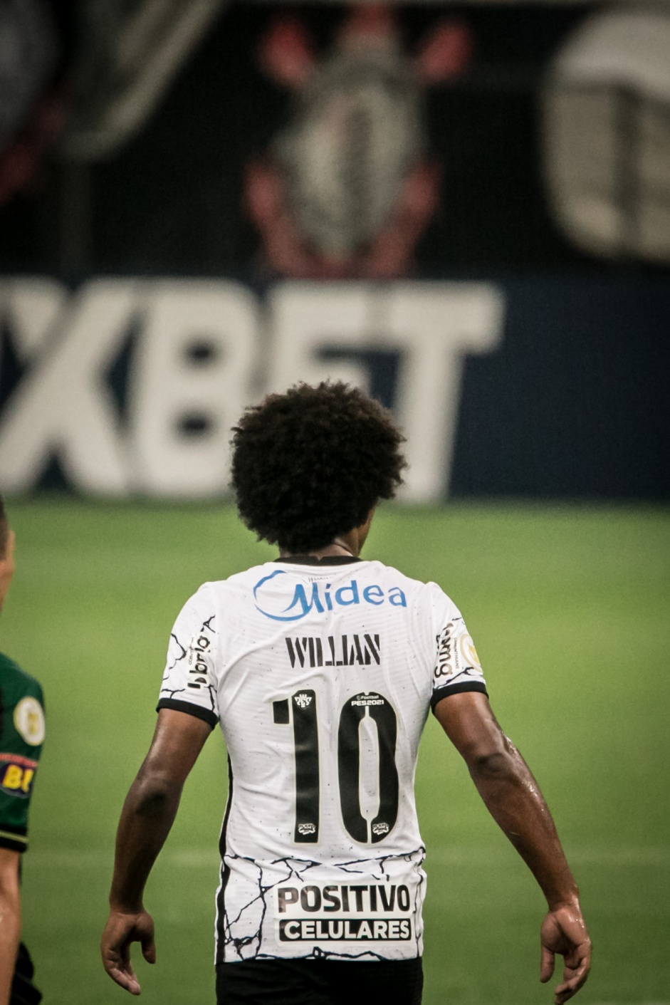 Willian fez sua estreia no jogo entre Corinthians e América-MG, pelo Brasileirão