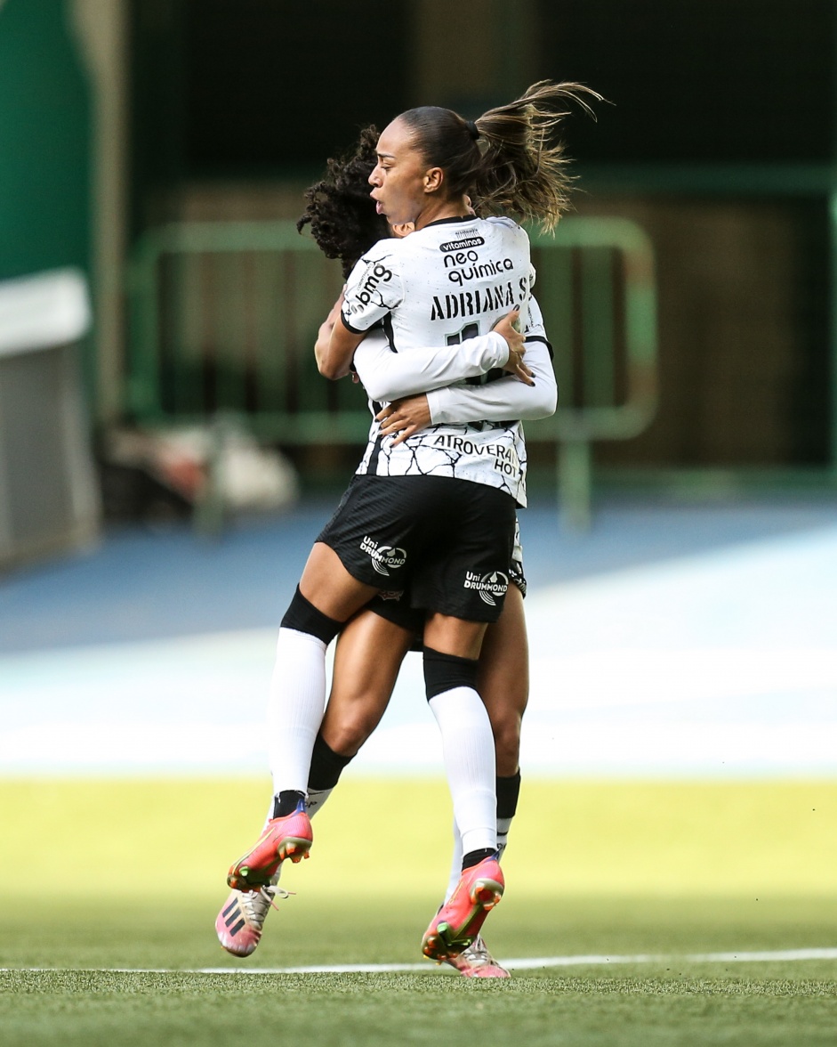 Adriana no jogo entre Corinthians e Palmeiras, pelo Campeonato Paulista Feminino