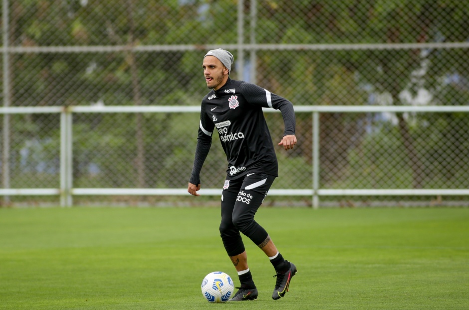 Fbio Santos durante treino preparatrio para o Drbi entre Corinthians e Palmeiras