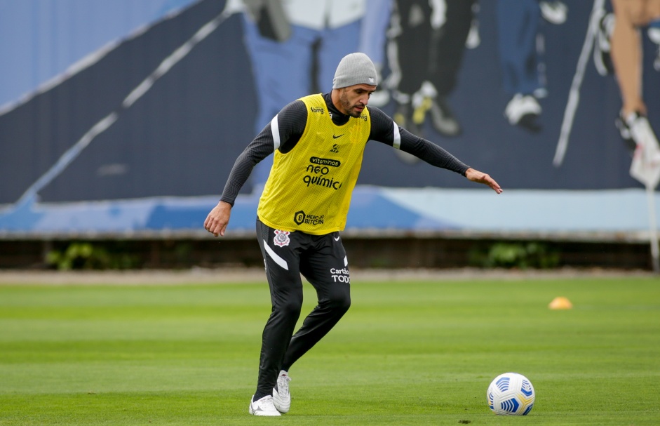 Renato Augusto durante treino preparatório para o Dérbi entre Corinthians e Palmeiras