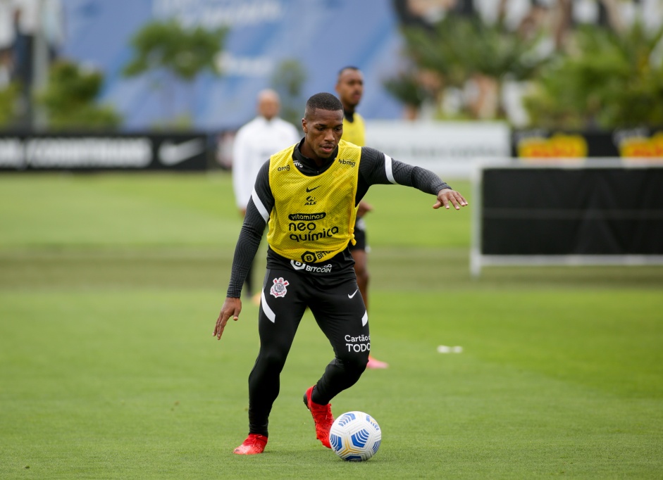 Xavier durante treino preparatrio para o Drbi entre Corinthians e Palmeiras