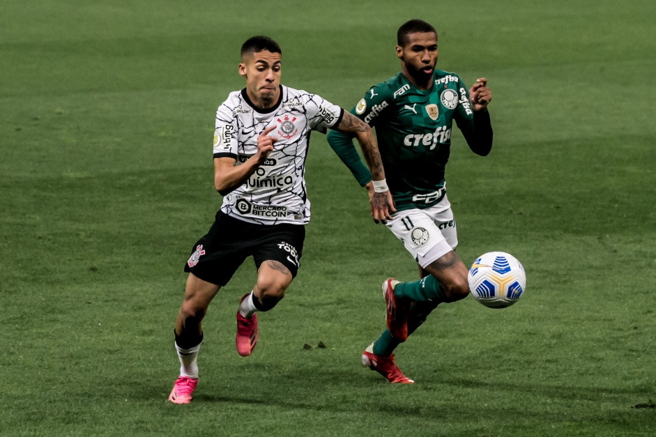 Gabriel Pereira durante partida entre Corinthians e Palmeiras na Neo Qumica Arena