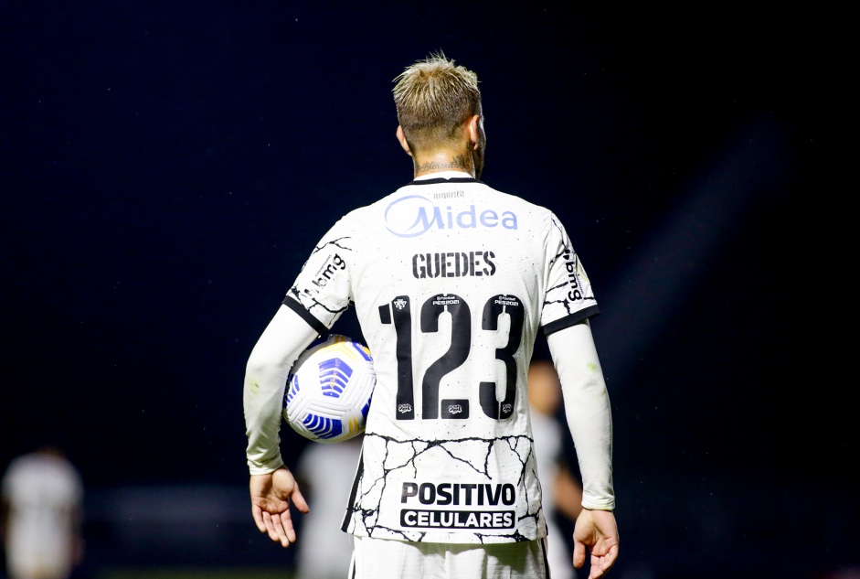 Atacante Rger Guedes durante jogo entre Corinthians e Red Bull Bragantino, pelo Brasileiro