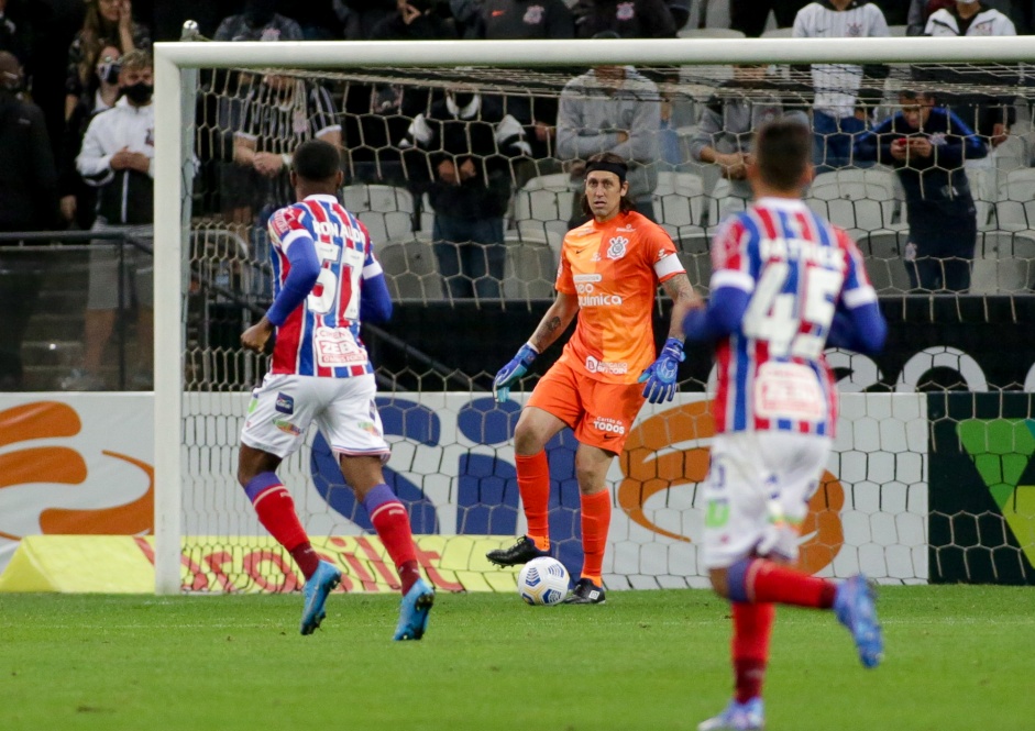 Cássio durante o confronto entre Corinthians e Bahia na Neo Química Arena