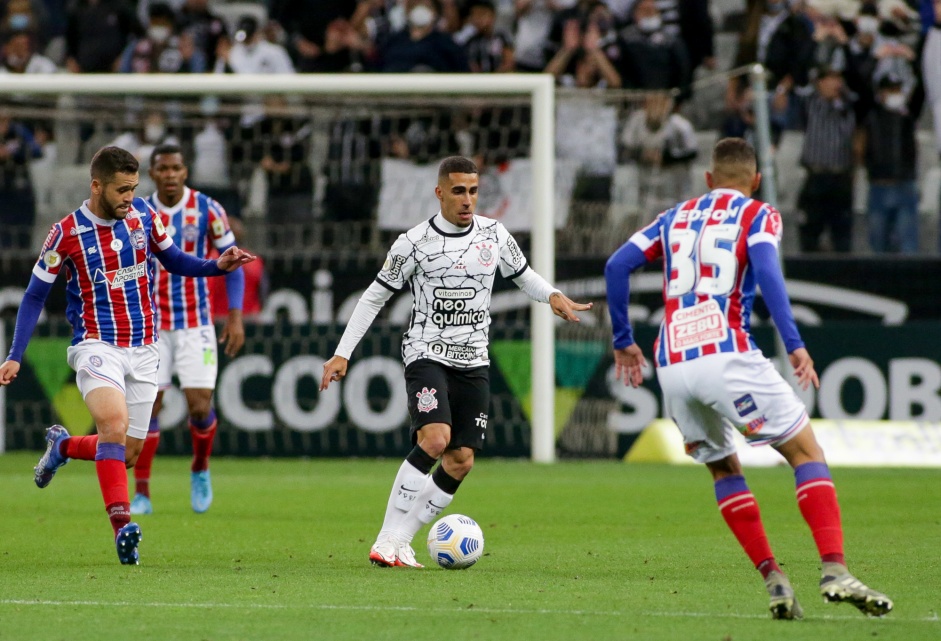 Gabriel durante o confronto entre Corinthians e Bahia na Neo Química Arena