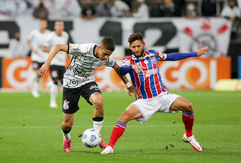 Gabriel Pereira durante o confronto entre Corinthians e Bahia na Neo Qumica Arena