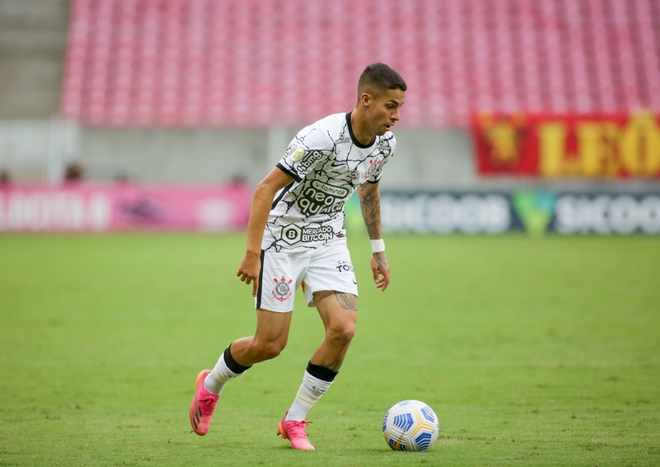 Gabriel Pereira durante confronto entre Sport e Corinthians