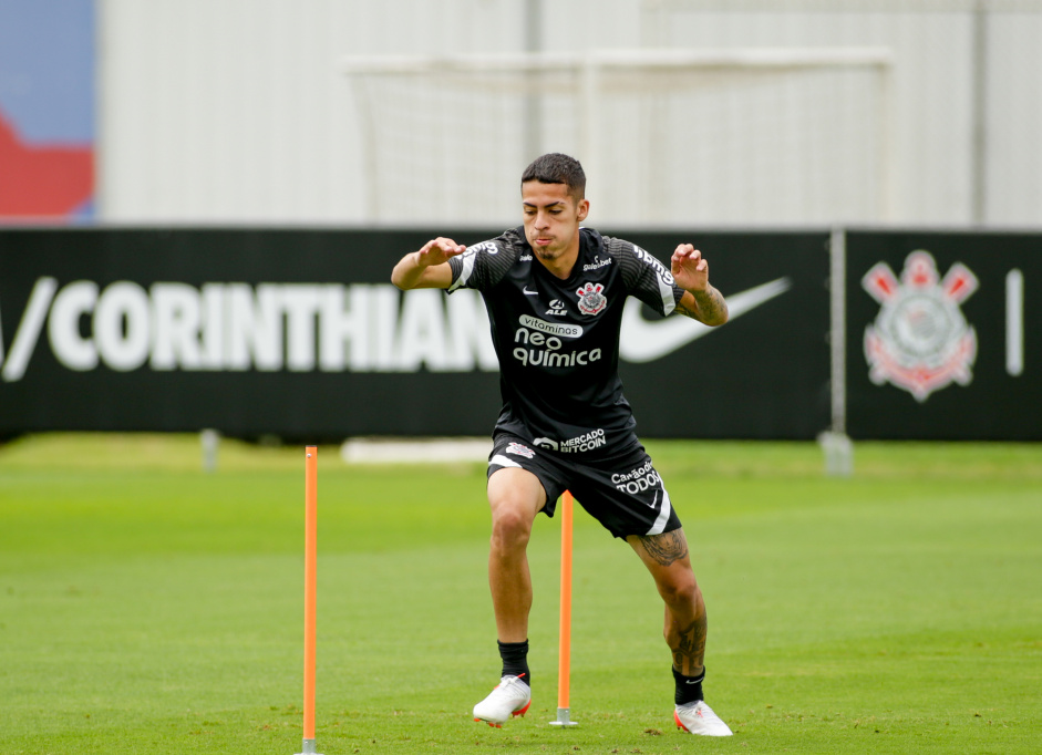 Gabriel Pereira no treino do Corinthians, que acontece no CT Joaquim Grava