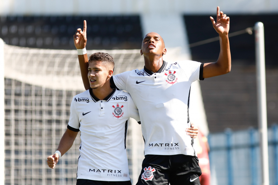 Cau marcou gol na goleada sobre o XV de Ja, pelo Campeonato Paulista Sub-20