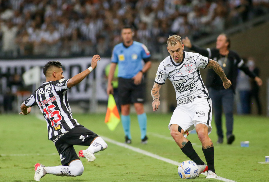 Rger Guedes no jogo entre Corinthians e Atltico-MG, pelo Brasileiro, no Mineiro