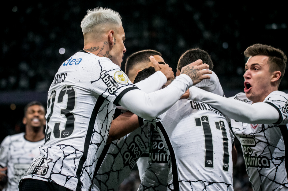 Vitria contra o Cuiab aproxima Corinthians de confirmar classificao para Libertadores 2022