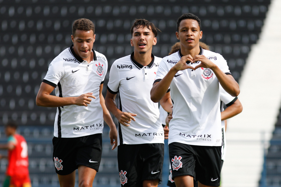 Lo Santos, Cauan e Arthur Sousa; Velo Clube pelo Campeonato Paulista Sub-20