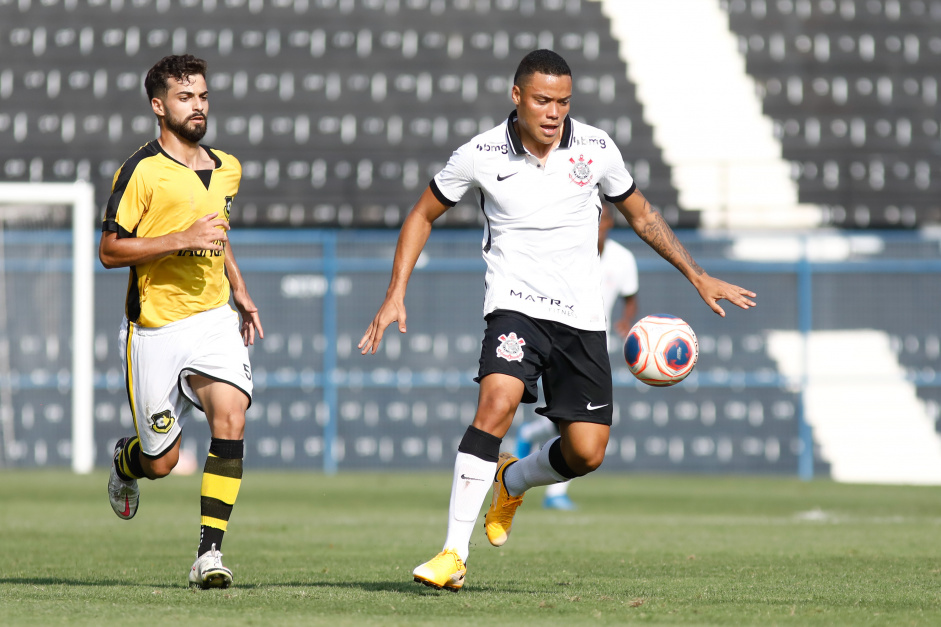 Mandaca durante jogo entre Corinthians e So Bernardo, pelo Campeonato Paulista Sub-20