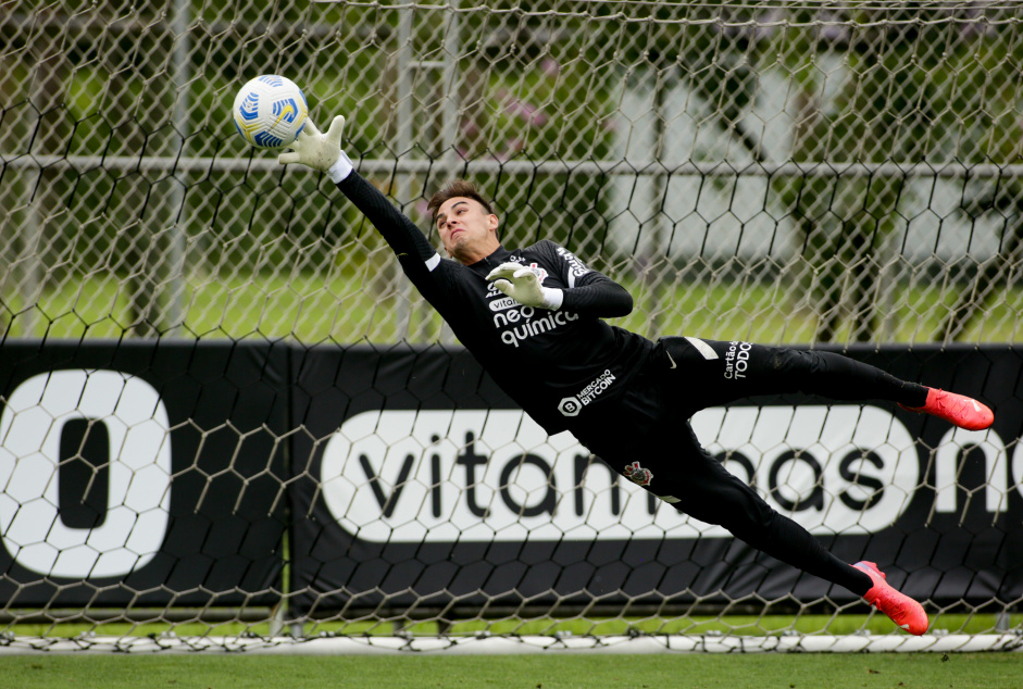 Matheus Donelli durante ltimo treino do Corinthians para jogo contra o Juventude