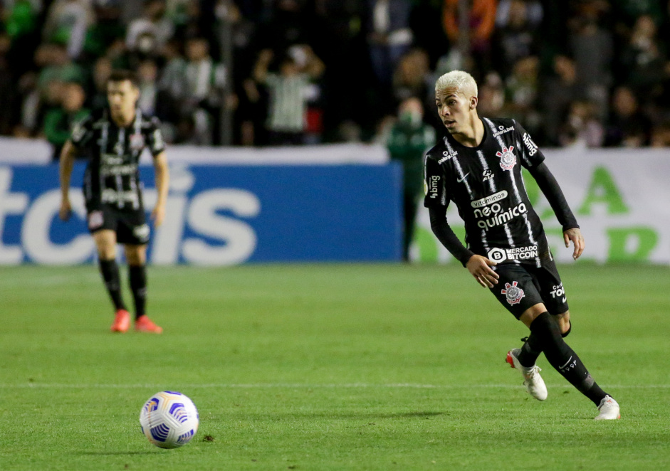 Gabriel Pereira durante jogo entre Corinthians e Juventude, na ltima rodada do Brasileiro