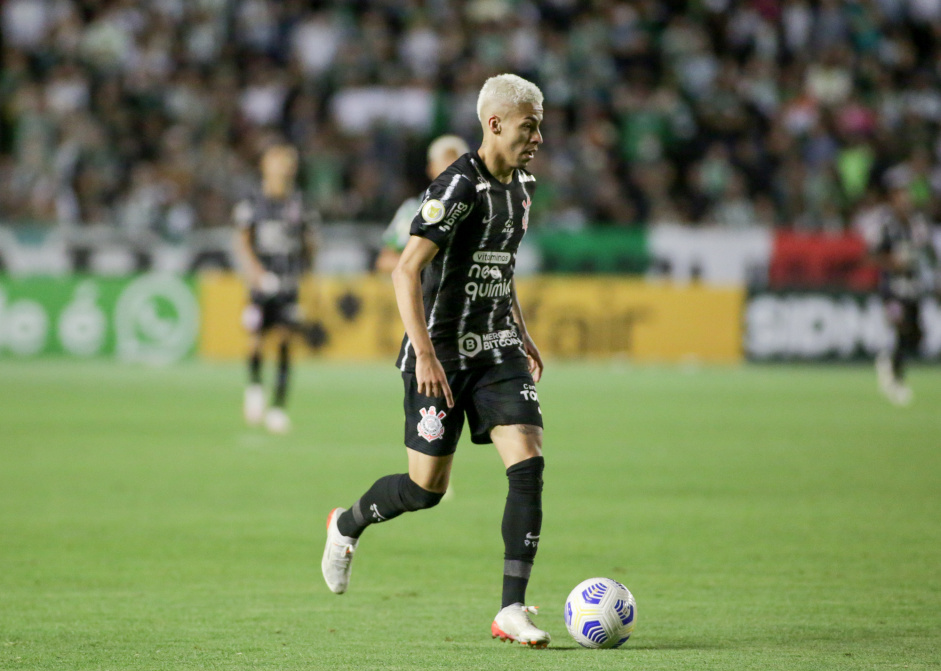 Gabriel Pereira no jogo entre Corinthians e Juventude, na ltima rodada do Campeonato Brasileiro