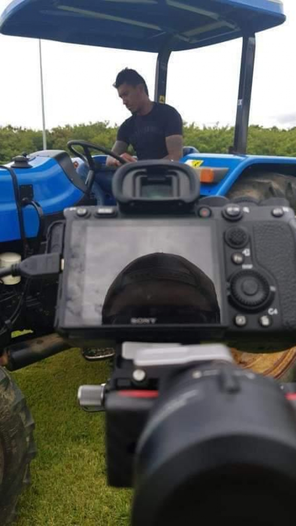 Imagens de Paulinho e novo patrocinador do Corinthians vazam na internet