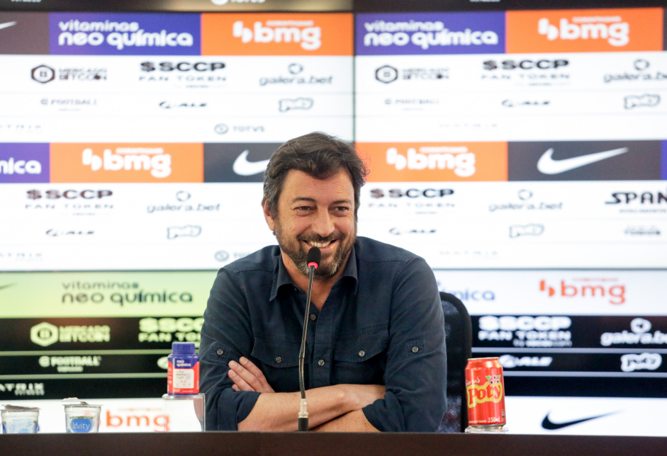 Presidente do Corinthians concedeu entrevista coletiva no CT Joaquim Grava