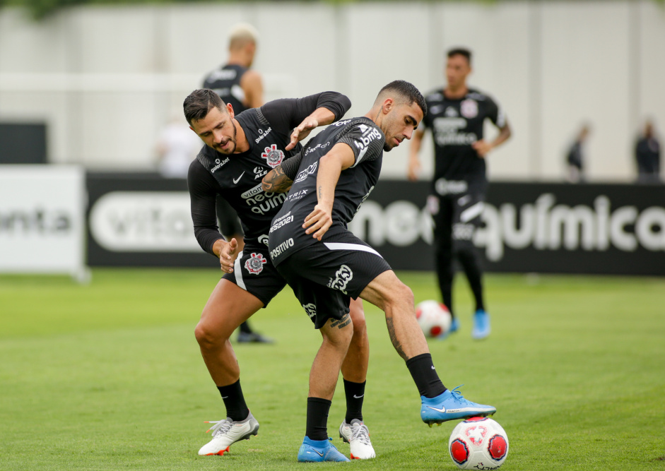 Giuliano e Gabriel durante um dos treinos desse incio de temporada no CT Joaquim Grava