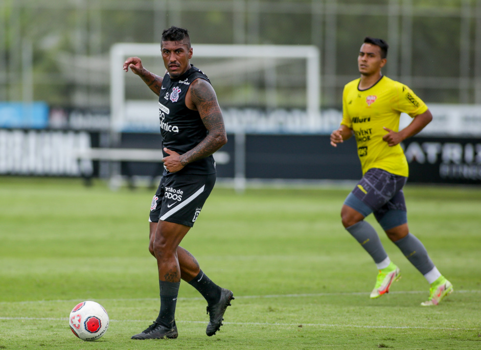 Paulinho é um dos nomes que o Corinthians corre para inscrever a tempo da estreia Paulinho é um dos nomes que o Corinthians corre para inscrever a tempo da estreia