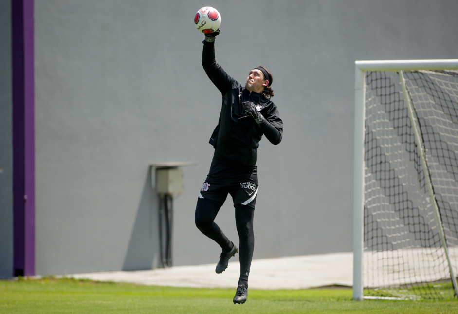 O goleiro Cssio esteve presente em 564 jogos, quase 10% dessa histria corinthiana