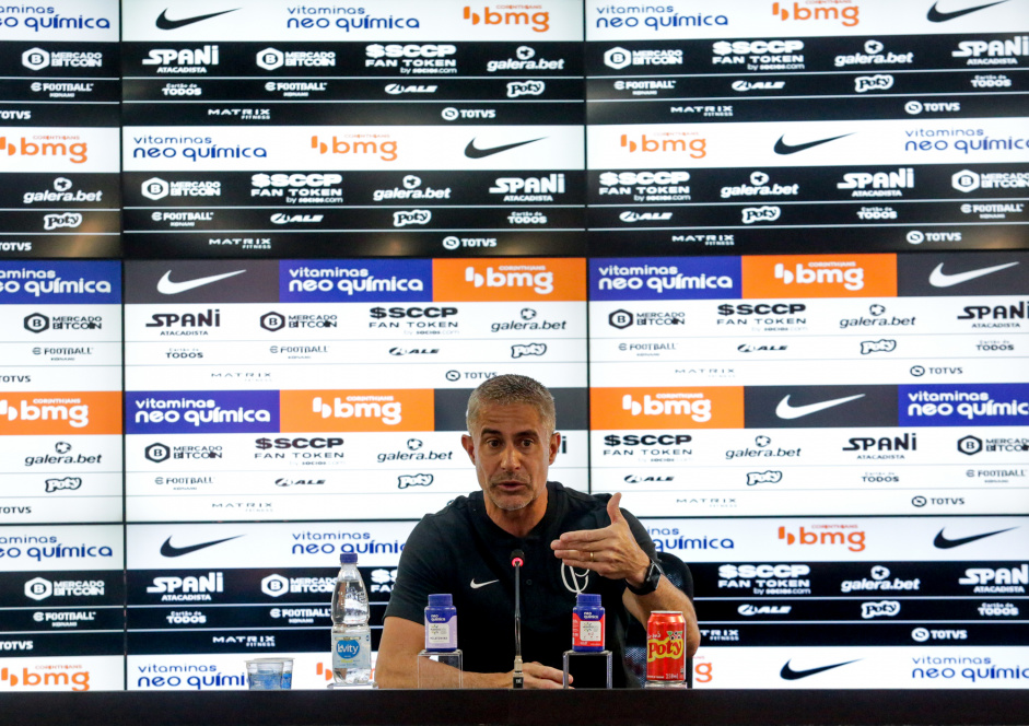 Técnico do Corinthians falou sobre a temporada que se aproxima Técnico do Corinthians falou sobre a temporada que se aproxima