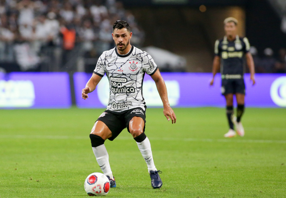 Giuliano em derrota do Corinthians para o Santos nesta quarta-feira