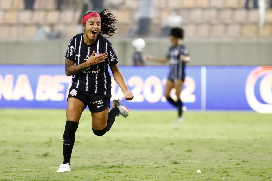 Liana Salazar e Yasmim na vitória do Corinthians nesta quarta-feira