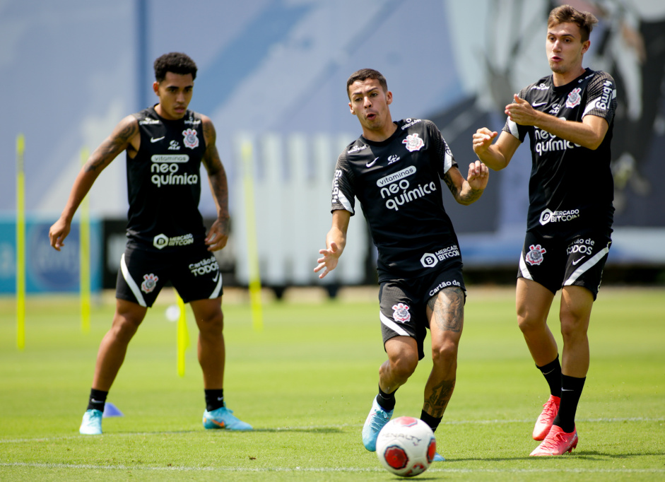 Gabriel Pereira e Lucas Piton so dois jogadores que o Corinthians ainda pode lucrar
