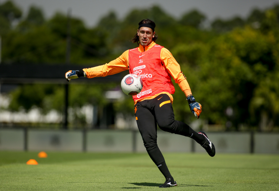 Cssio falou sobre momento conturbado dentro e fora de campo que viveu durante passagem no Corinthians