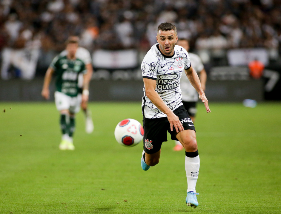 Jnior Moraes durante a partida do Corinthians contra o Guarani nesta quinta-feira