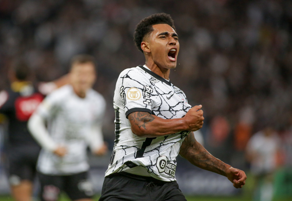 O Corinthians estreia na Copa do Brasil nesta quarta-feira, s 21h30, contra a Portuguesa