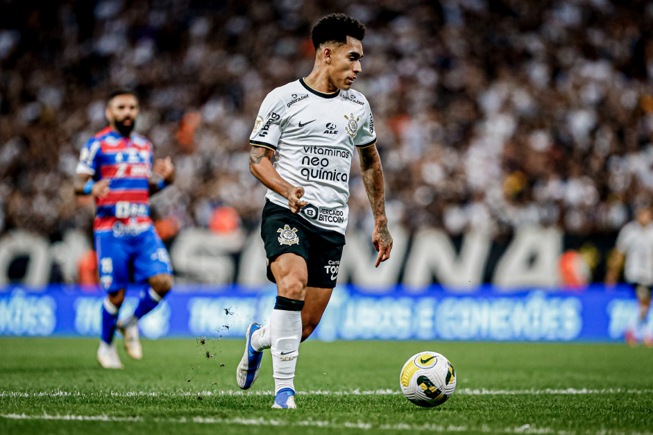 Corinthians pode voltar  vice-liderana do Brasileiro se vencer o Fortaleza neste domingo